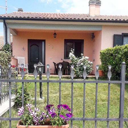 Residence Ai Campi Da Golf Saturnia Eksteriør bilde