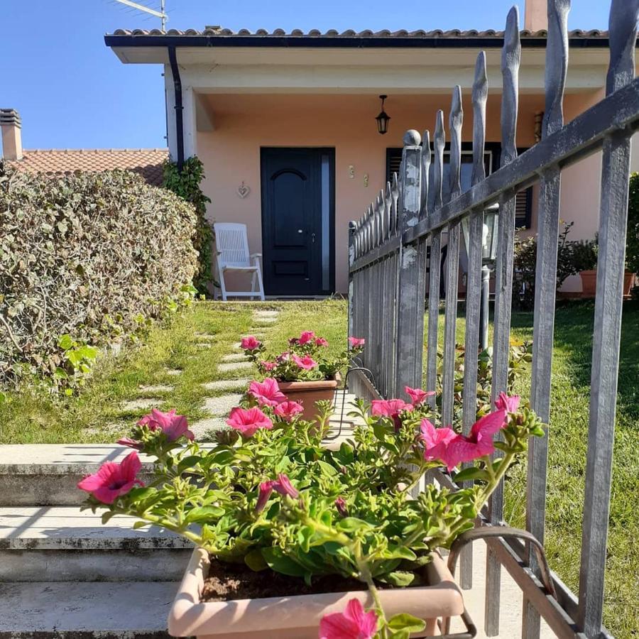 Residence Ai Campi Da Golf Saturnia Eksteriør bilde