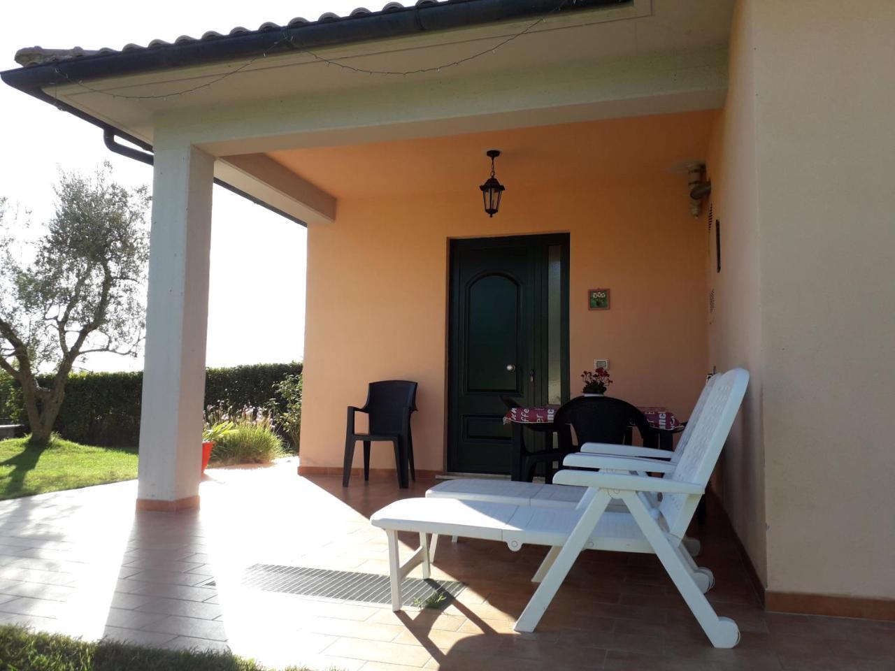 Residence Ai Campi Da Golf Saturnia Eksteriør bilde